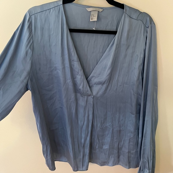 Silky top - Picture 3 of 3